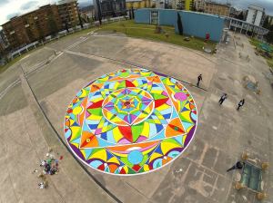 Il Mandala disegnato da Gianluca Salamone e i bambini che hanno partecipato al B-Book